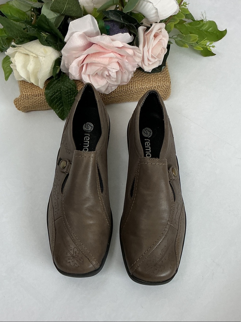 Remonte women'sSlip-On Loafers in Dark Brown Leather